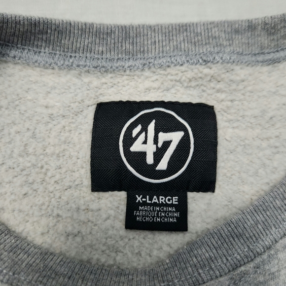 Mens DETROIT RED WINGS Logo Crewneck Sweater Sz XL Heather Gray 47 Brand NHL - Picture 4 of 8